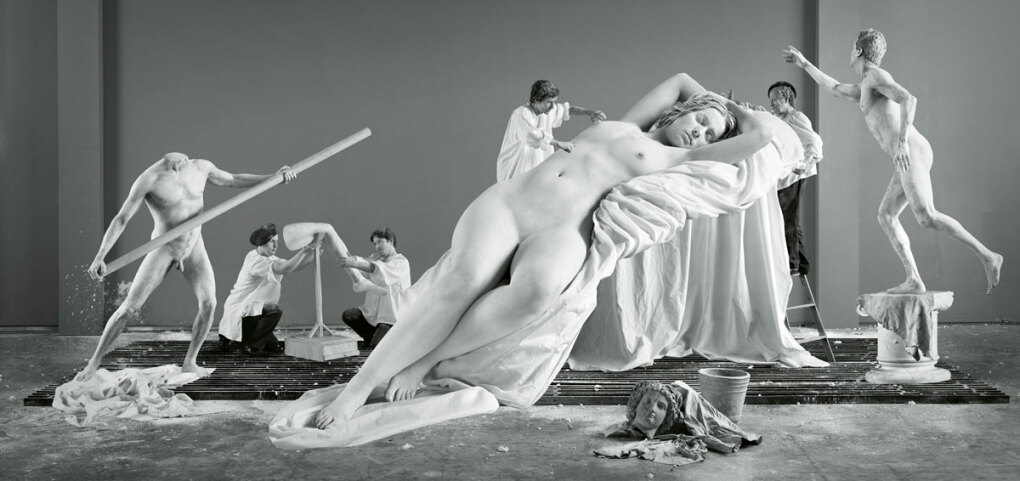Eleanor Antin, Constructing Helen from ”Helen´s Odyssey”, 2007, Courtesy Richard Saltoun Gallery