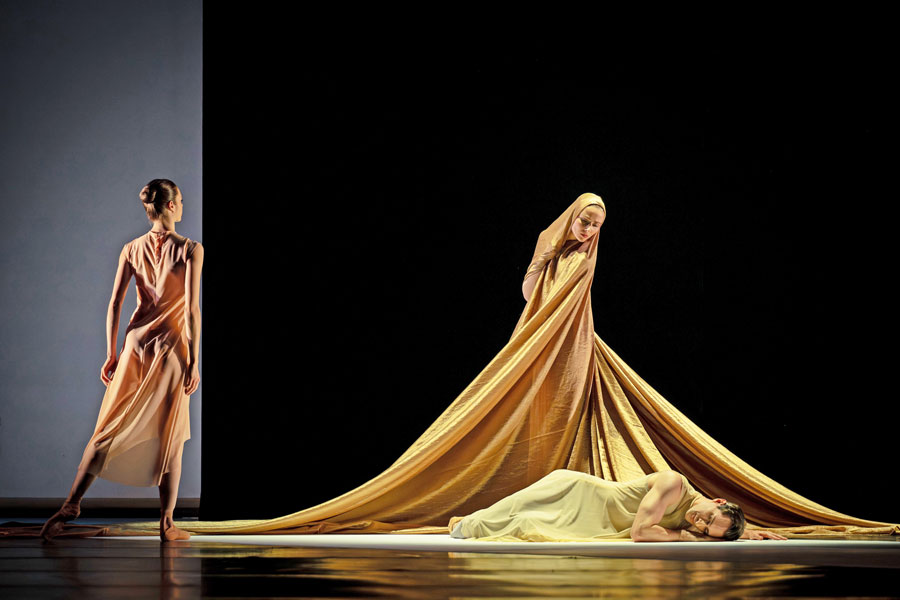 Elena Botaro, Olga Esina, Zsolt Török (let me mingle tears with thee) © Ashley Taylor