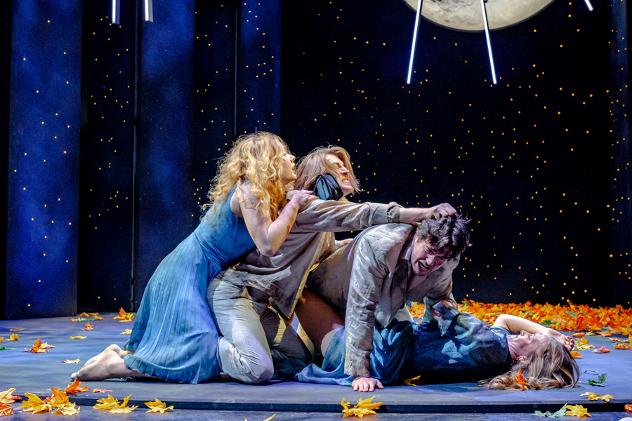 Juliette Larat, Julian Valerio Rehrl, Tobias Reinthaller, Melanie Hackl © Rita Newman