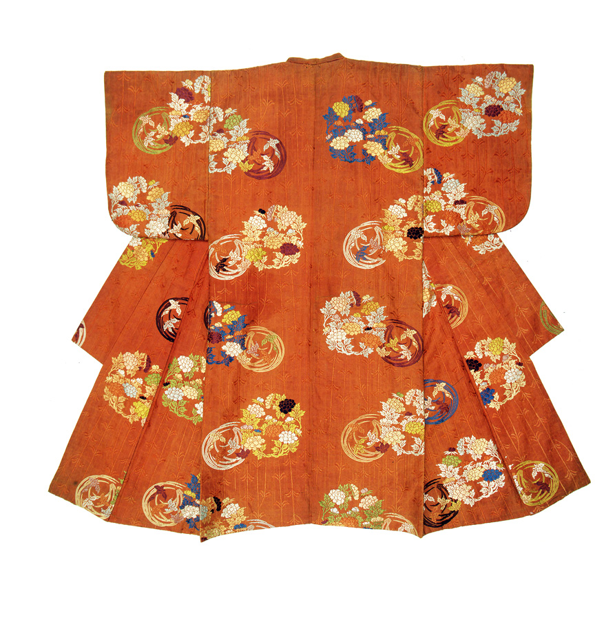 No-Theater-Gewand (vermutlich Atsuita), Japan, 18./19. Jh. © MAK/Georg Mayer No-Theater-Gewand (vermutlich Atsuita), Japan, 18./19. Jh. © MAK/Georg Mayer