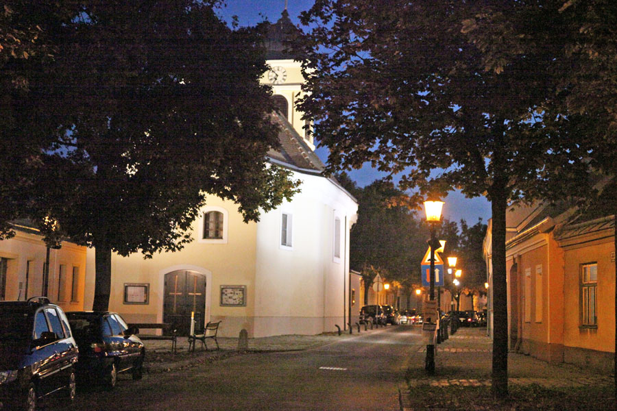 Abendstimmung im Heurigenort Jedlersdorf