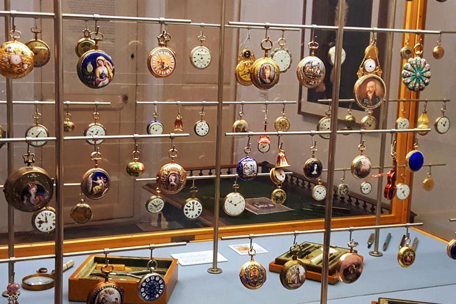 Die Taschenuhren-Sammlung von Marie von Ebner-Eschenbach
