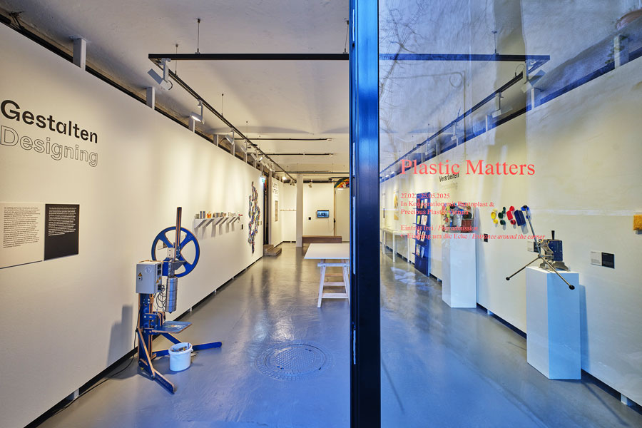 Plastic Matters, Ausstellungsansicht Foto © Michael Goldgruber 