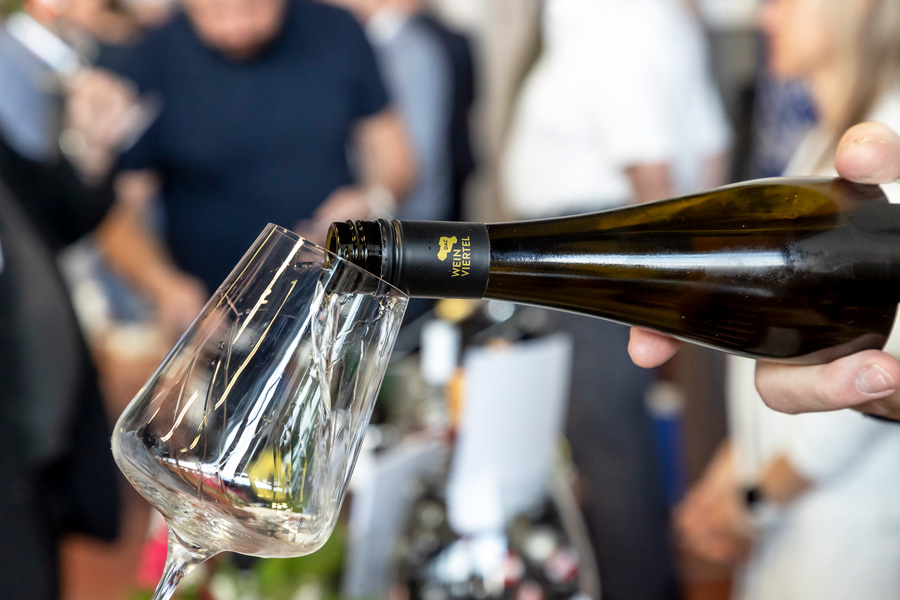 Weinviertel DAC bei den Jahrgangspräsentationen verkosten © Andreas Kolarik.jpg