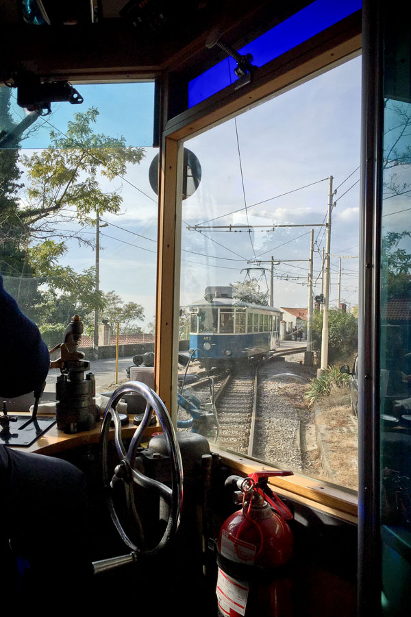 Die Blaue Tram © Georges Desrues
