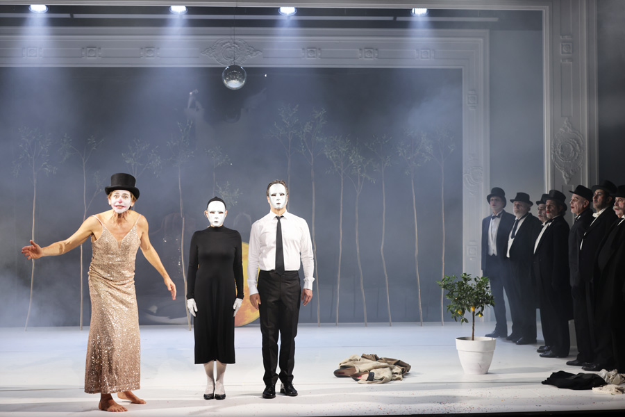 Tonio Arango, Sandra Cervik, Michael Dangl © Moritz Schell Tonio Arango, Sandra Cervik, Michael Dangl © Moritz Schell