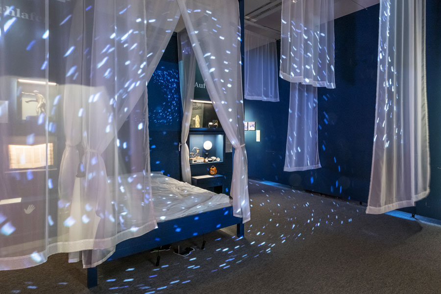 Schallaburg TRÄUME… TRÄUMEN, Ausstellungsansicht © Klaus Pichler