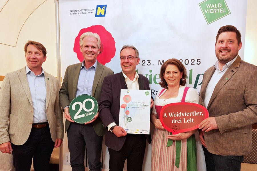 v.l.n.r.: Markus Hann, Karl Schwarz, Tom Bauer, Doris Schreiber, Karl-Theodor Trojan