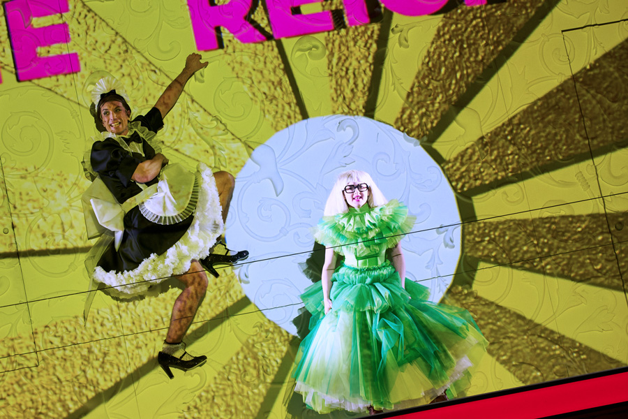 Jonas Hackmann, Maresi Riegner © Tommy Hetzel