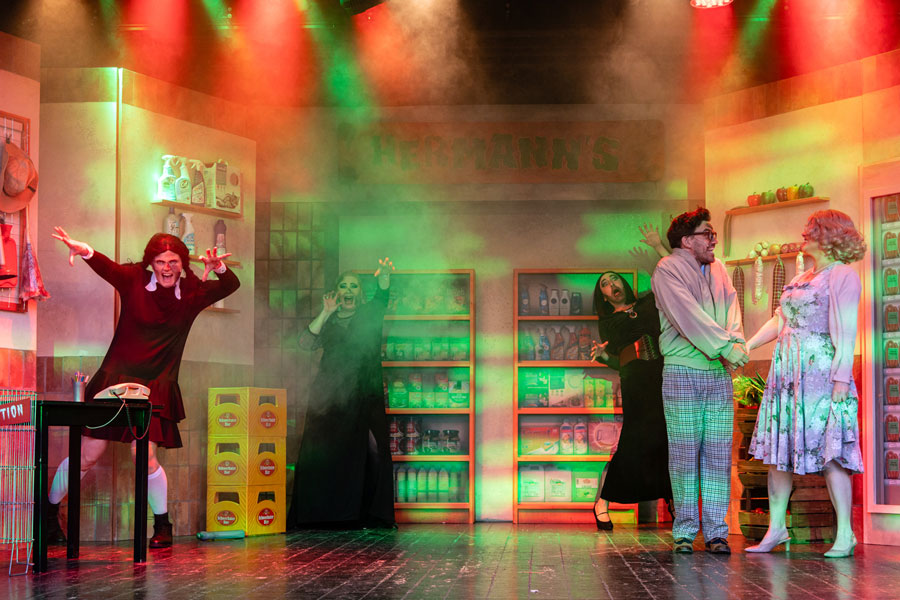 Valerie Bolzano, Eva D., Jürgen Kapaun, Bernhard Viktorin, Isabel Meili © Bettina Frenzel