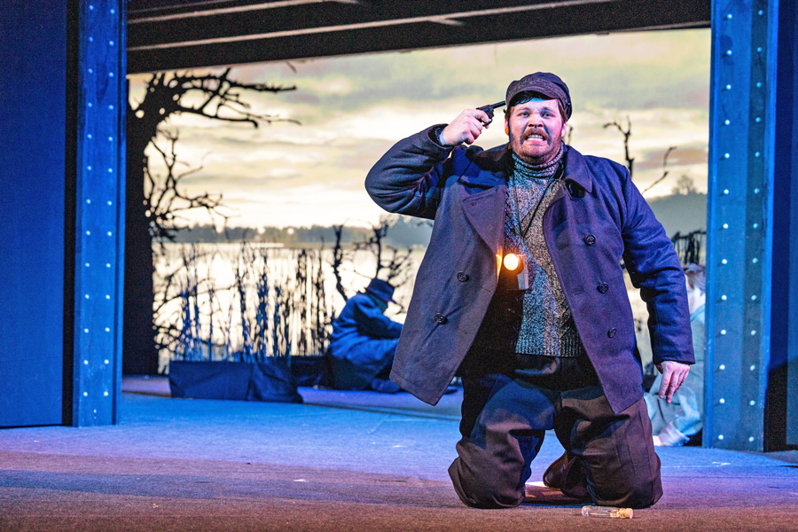 In der Au: Steuermann Marius Lackenbucher © Bettina Frenzel