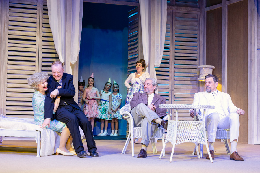 Die Katze auf dem heißen Blechdach, Ensemble © Bettina Frenzel