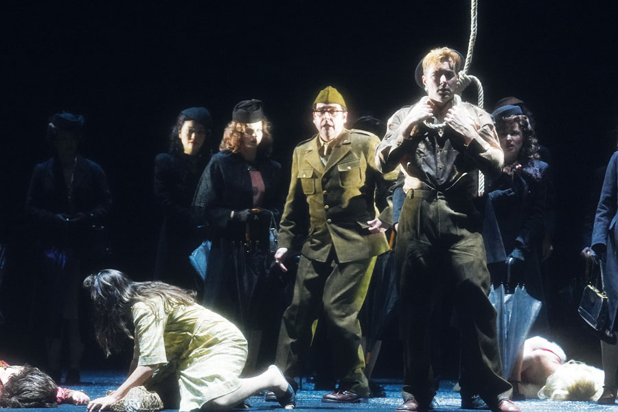  Seth Carico (Private), Jacqueline Macaulay (Momma), Julian Hubbard (Gallo), Arnold Schoenberg Chor 