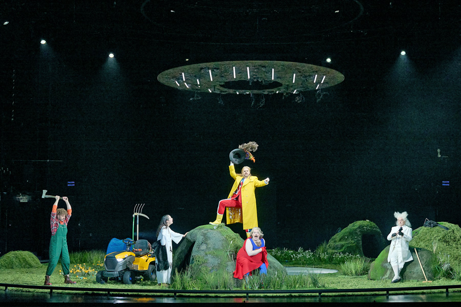 Alice in Wonderland, Ensemble © Matthias Baus Alice in Wonderland, Ensemble © Matthias Baus