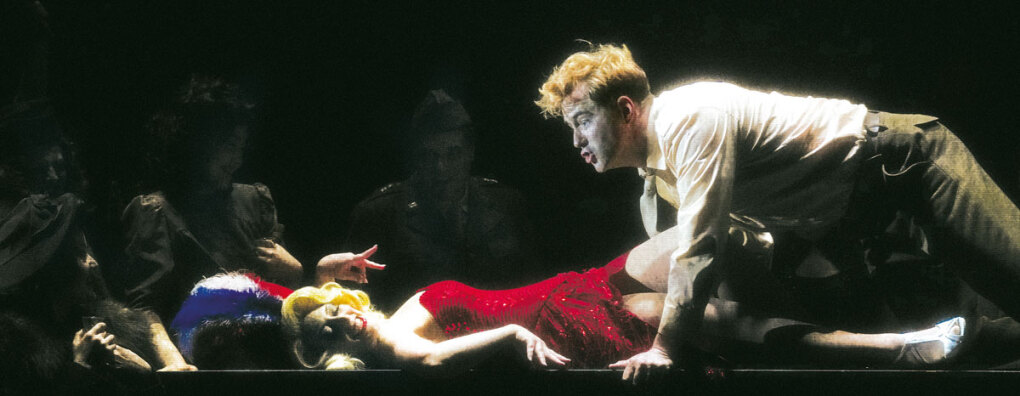  Seth Carico (Private), Holly Flack (Pauline) © Karl Forster
