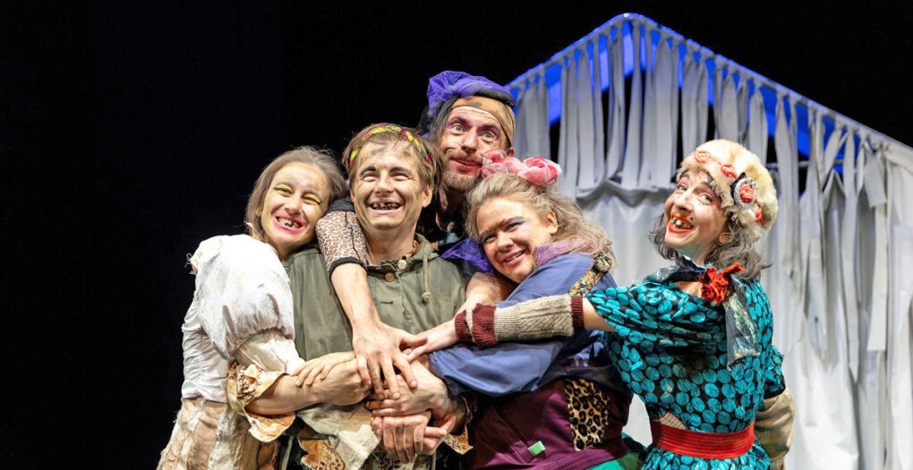 Wurst, Obst, stirbst, Ensemble © Victoria Nazarova
