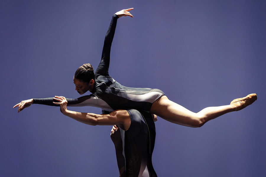 m to m, Sinthia Liz, Andrés Garcia Torres © Ashley Taylor