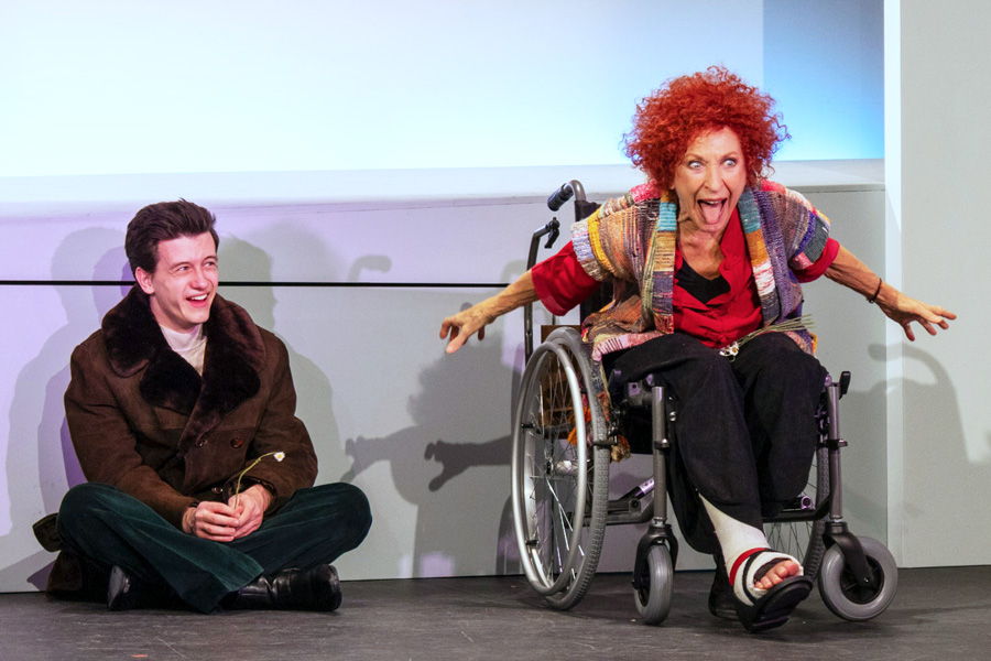 Jonas Zeiler, Daniela Ziegler © Komödie am Kai