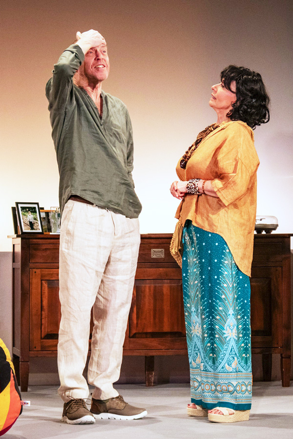 Robert Mohor, Doris Richter-Bieber © Komödie am Kai/Andrea Eckstein Robert Mohor, Doris Richter-Bieber © Komödie am Kai/Andrea Eckstein