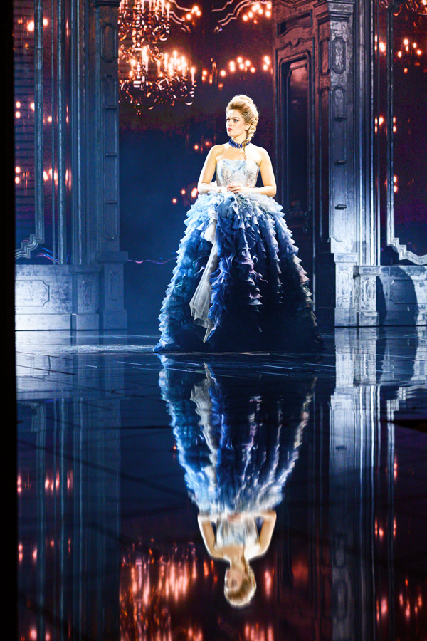 Nienke Latten als Maria Theresia © VBW / Deen van Meer Nienke Latten als Maria Theresia © VBW / Deen van Meer