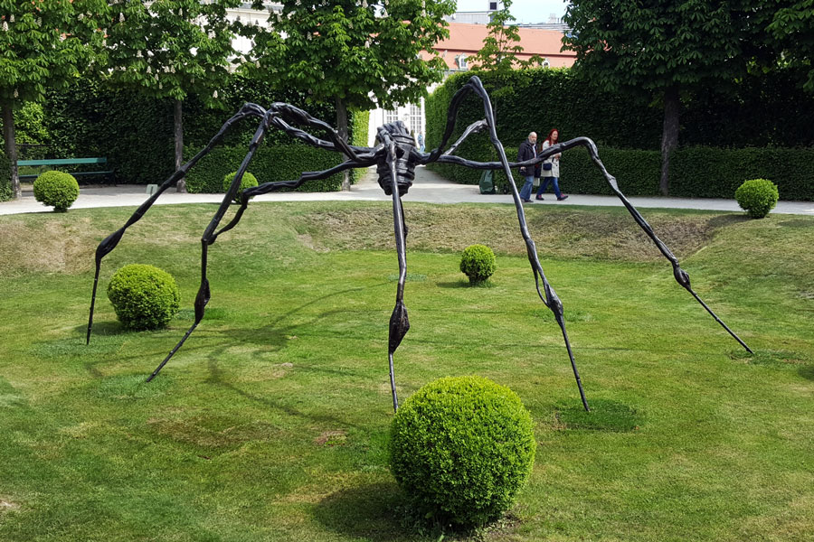 Louise Bourgeois, "Spider", 1996 