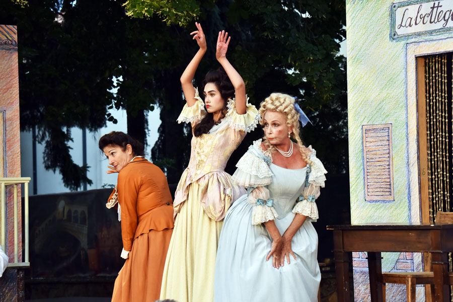 Shlomit Butbul, Sophia Plätzer, Irene Budischowsky © Peter Kammerhofer