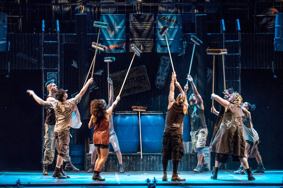 STOMP, Szenenfoto © Steve McNicholas