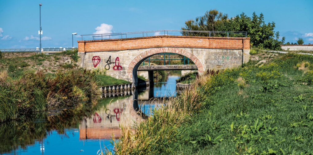 János Kalmár, Wiener Neustädter Kanal, Schafflerbrücke, S. 113