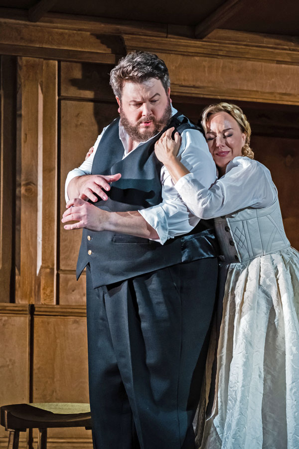 James Rutherford (Hans Sachs), Elisabet Strid (Eva) © Kirsten Nijhof