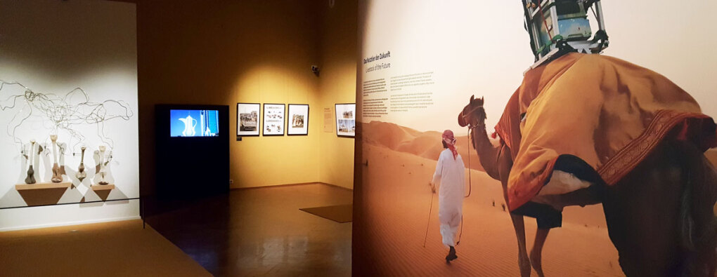 Auf dem Rücken der Kamele, Ausstellungsansicht