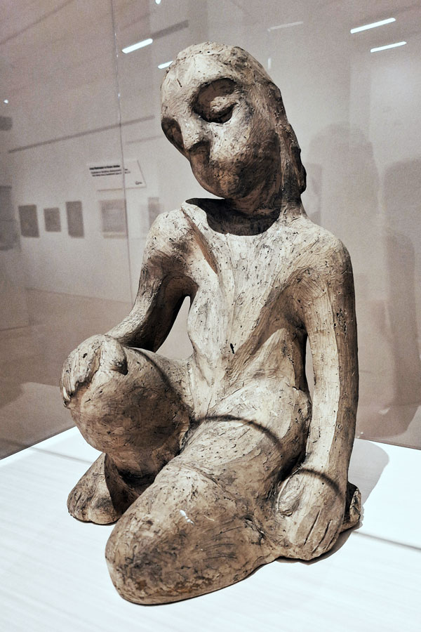 Irma Rothstein, Sitzendes Mädchen, undatiert Irma Rothstein, Sitzendes Mädchen, undatiert