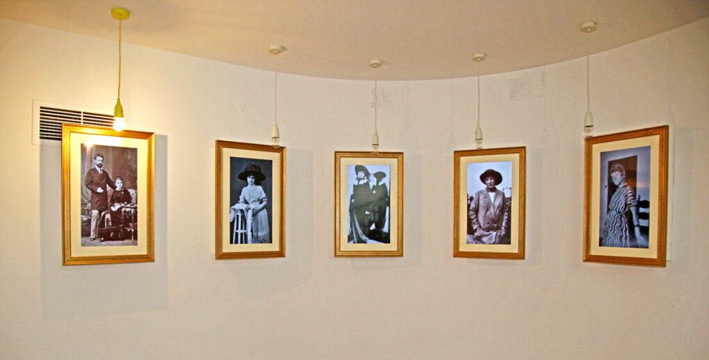 Eltern, Schwestern und Frauen von Egon Schiele © Egon Schiele Museum Tulln