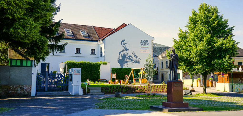 Egon Schiele Museum Außenansicht © Daniela Holzer