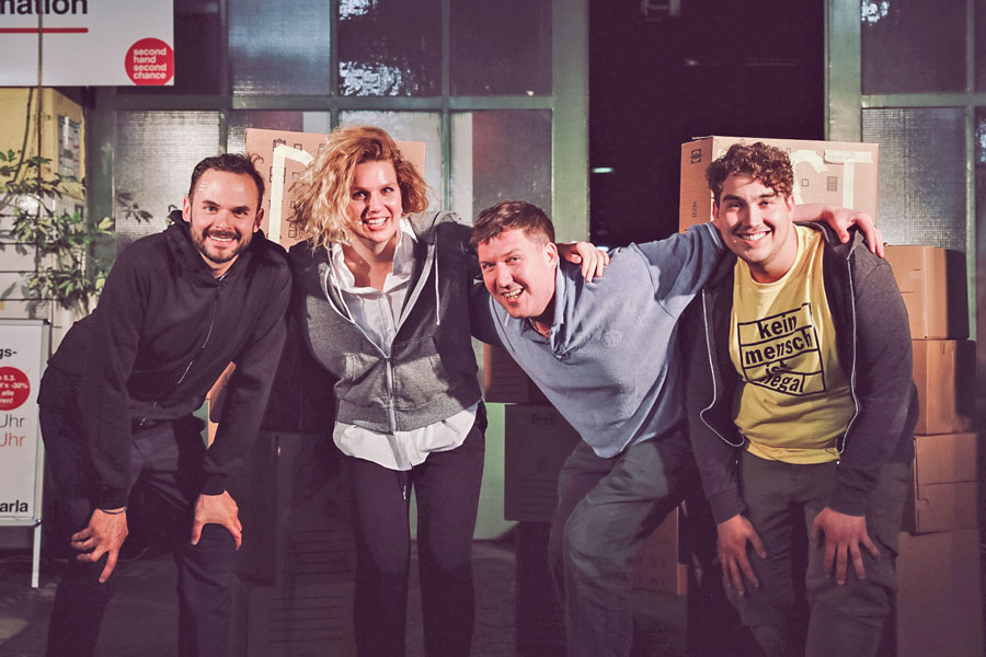 Christopher Korkisch, Lara Bumbacher, Peter Pausz, Clemens Fröschl © taschenspielerinnen