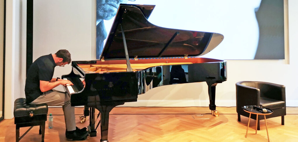 Martin Gasselsberger präsentierte die CD Solo in Innsbruck bei Steinway & Sons Wien am 1. Juni 2023