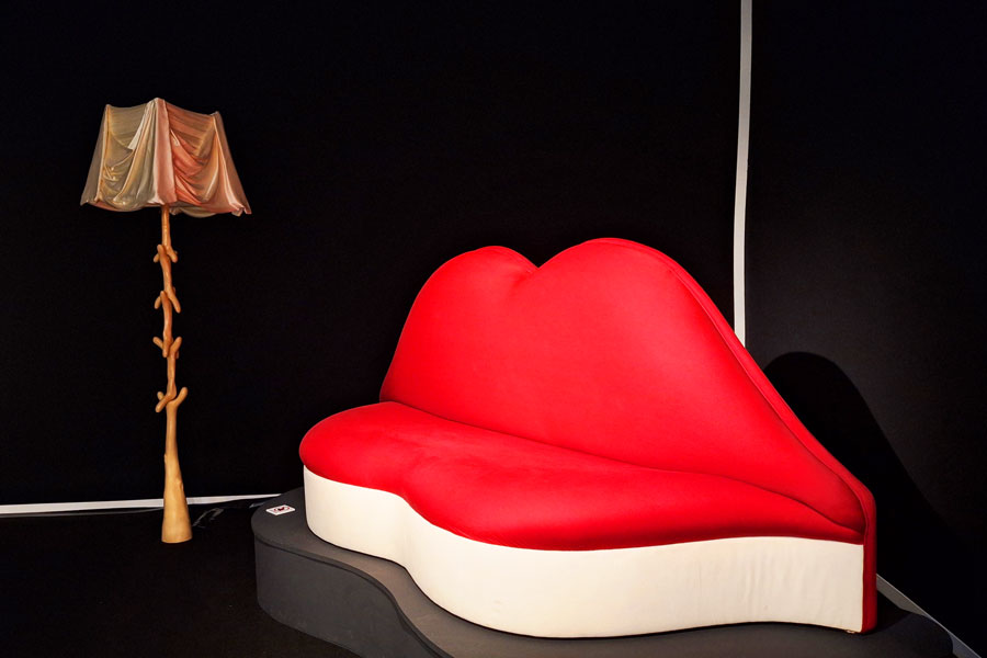 Muletas Lampe, Mae West Lips Sofa