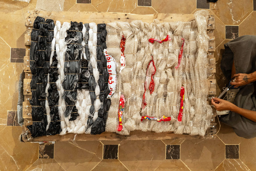 © Mathias Kessler, Ahmet Civelek Making Something Out of Nothing, 2024 Foto: Andreas Schönherr