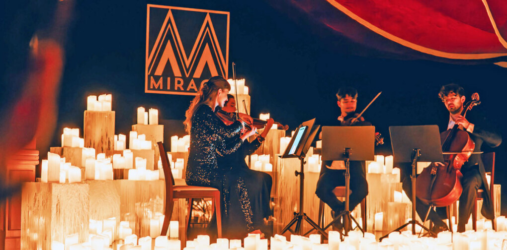 Das. Doreen Quartett im Kerzenlicht © Mirage Das. Doreen Quartett im Kerzenlicht © Mirage