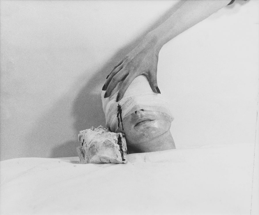 Rudolf Schwarzkogler 4. Aktion, 18. Dezember 1965 Wohnung Heinz und Franziska Cibulka, 