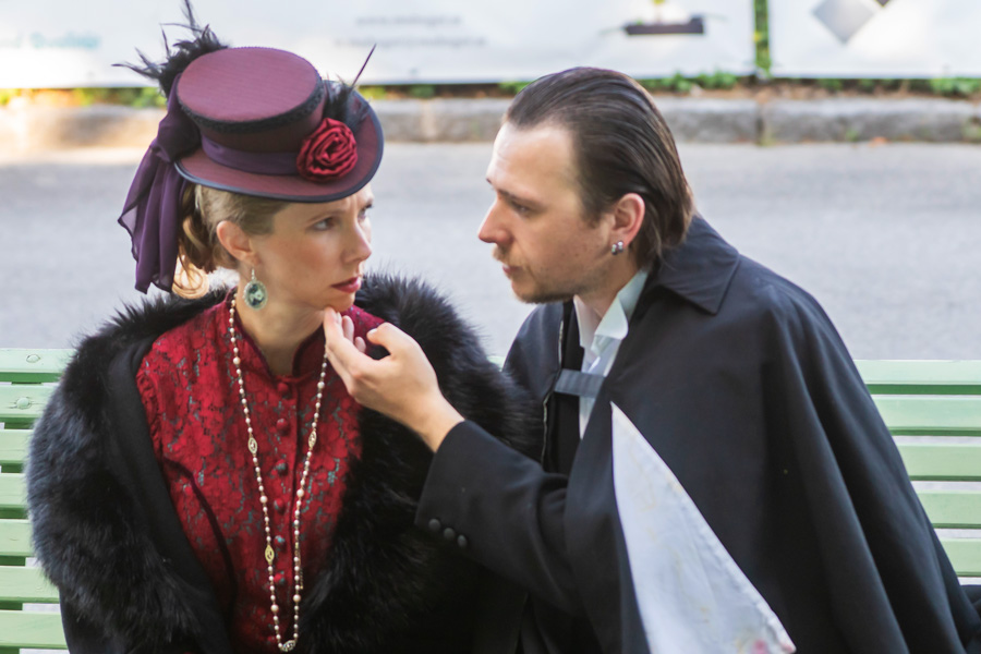 Conny Boes (Gabiele), Sandro Swoboda (Anatol) © Gerhard Maly